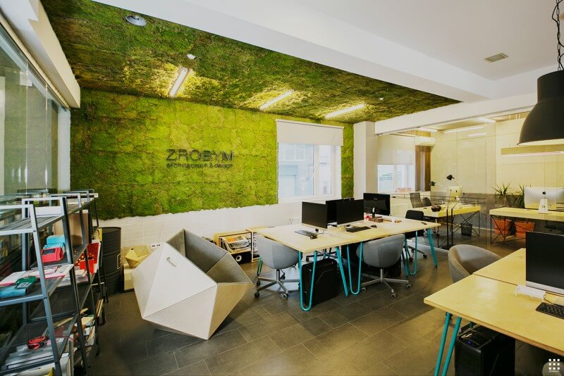 緑の茂るデザイン事務所