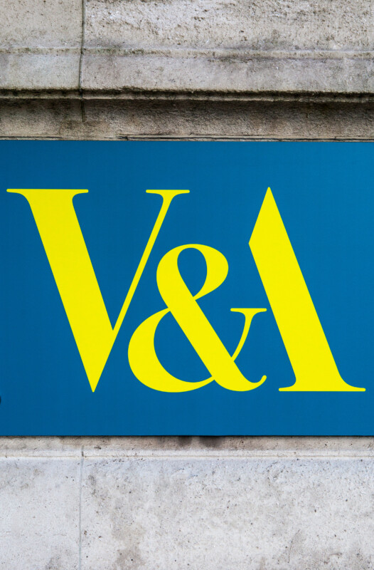 ヴィクトリア・アンド・アルバート博物館のロゴ