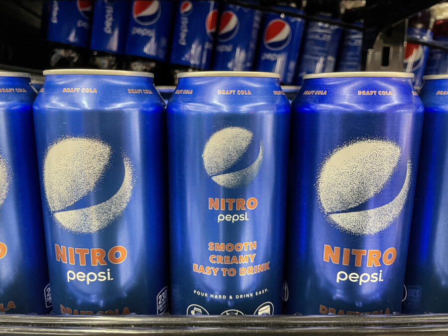 ニトロ・ペプシの缶デザイン